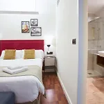 U-sense Centro 3*