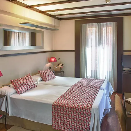 Hotel La Bella