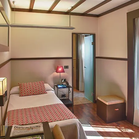 U-sense Centro 3* Sevilla