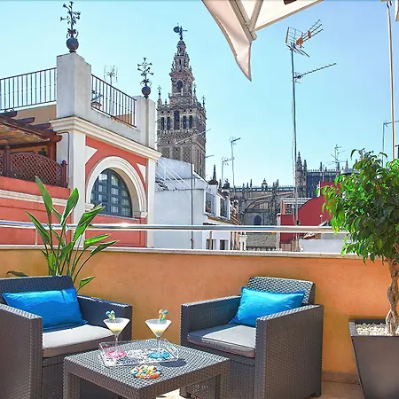 U-sense Centro Szálloda 3*