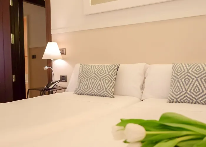 U-sense Centro 3* Sevilla